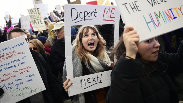 US students in Philadelphia protest against President Trump's travel ban 