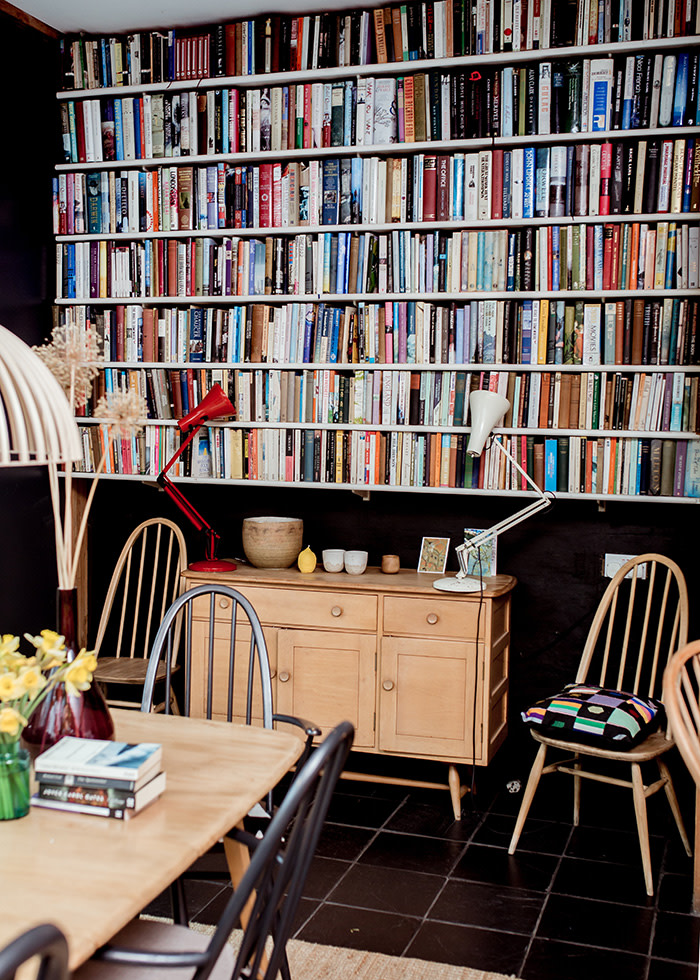 LUCY KELLAWAY shot at her modernist home in Hackney

Bookshelves in her openplan living area.

PHOTOGRAPHER: SOPHIA SPRING