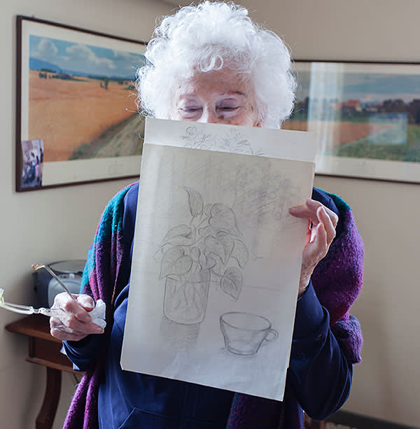 Gattegno with one of her drawings
