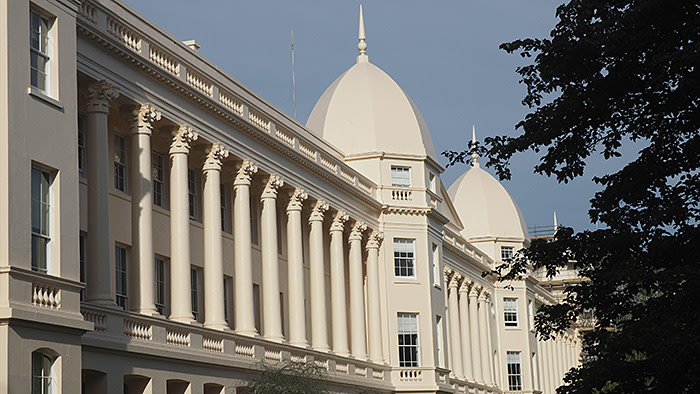 HKTBMT University of London Business School, in historic mansion overlooking Regent's Park