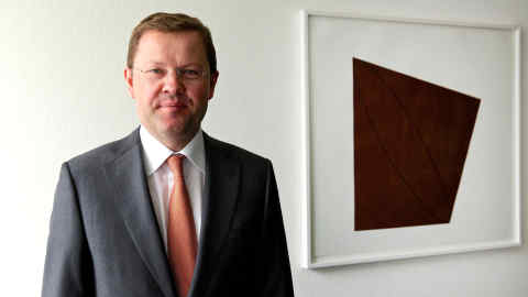 Juerg Zeltner, head of wealth management for UBS AG, poses for a photograph at the bank's headquarters in Zurich, Switzerland, on Tuesday, April 2, 2013. UBS AG, Switzerland's biggest bank, extended its global family office unit (GFO) to the Americas at the end of last year and is a joint venture between UBSÕs wealth management division and the investment bank. Photographer: Gianluca Colla/Bloomberg *** Local Caption *** Juerg Zeltner
