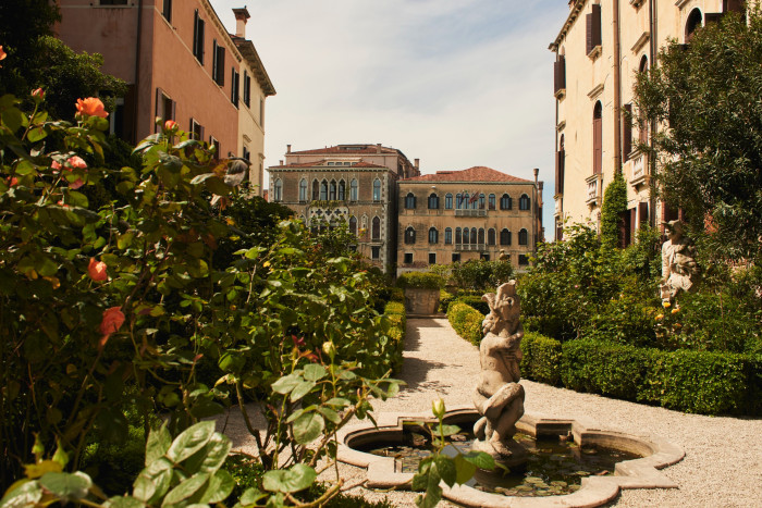 The central fountain in the palazzo’s garden