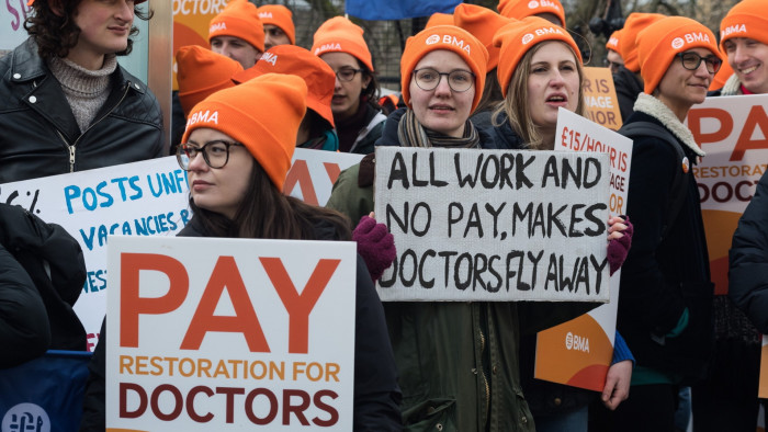 Junior doctors on strike over pay in February