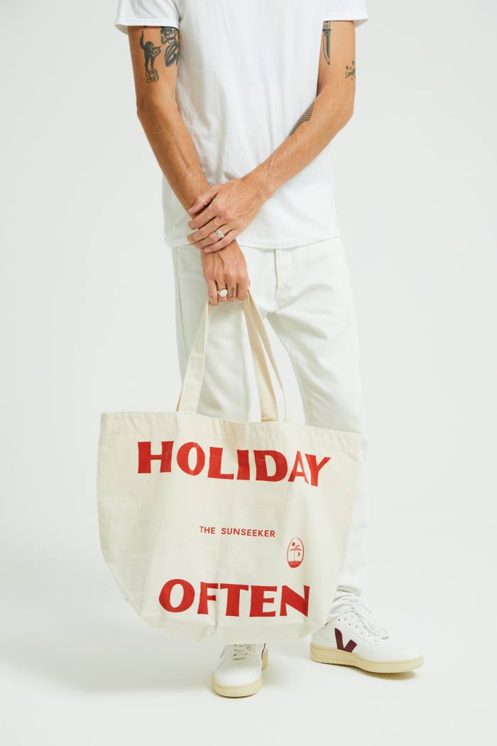 Worktones custom organic cotton canvas tote for The Sunseeker hotel Byron Bay