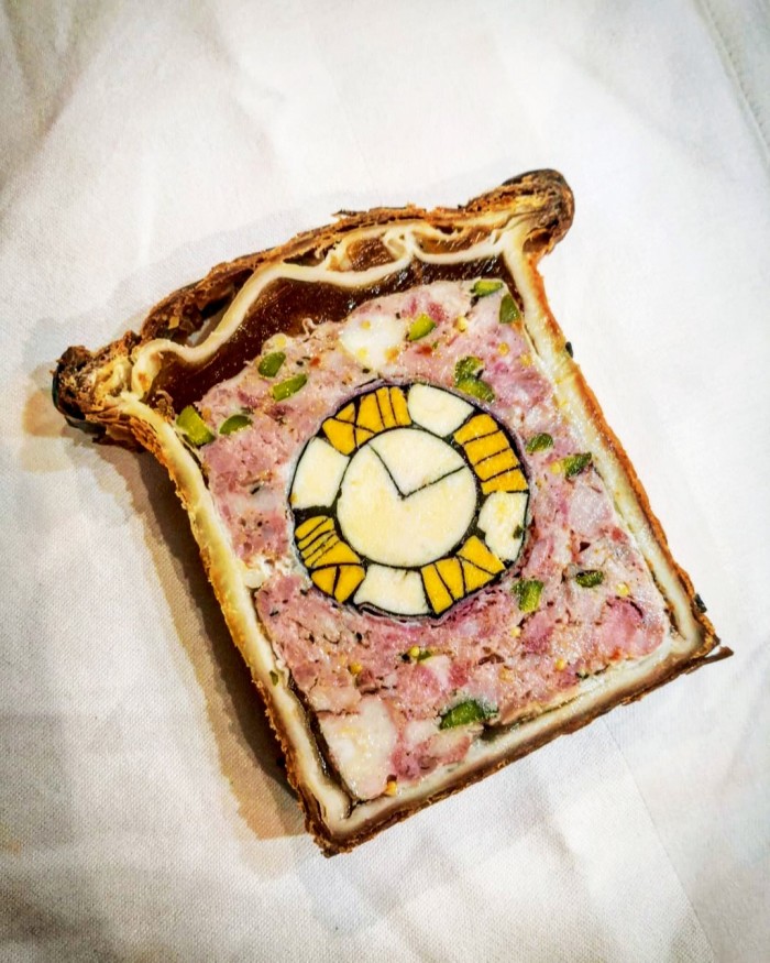The Pâté Philippe pie, which showed the time when it was cut