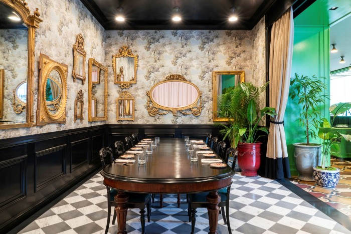 The decor is inspired by the original Gucci Osteria in Florence