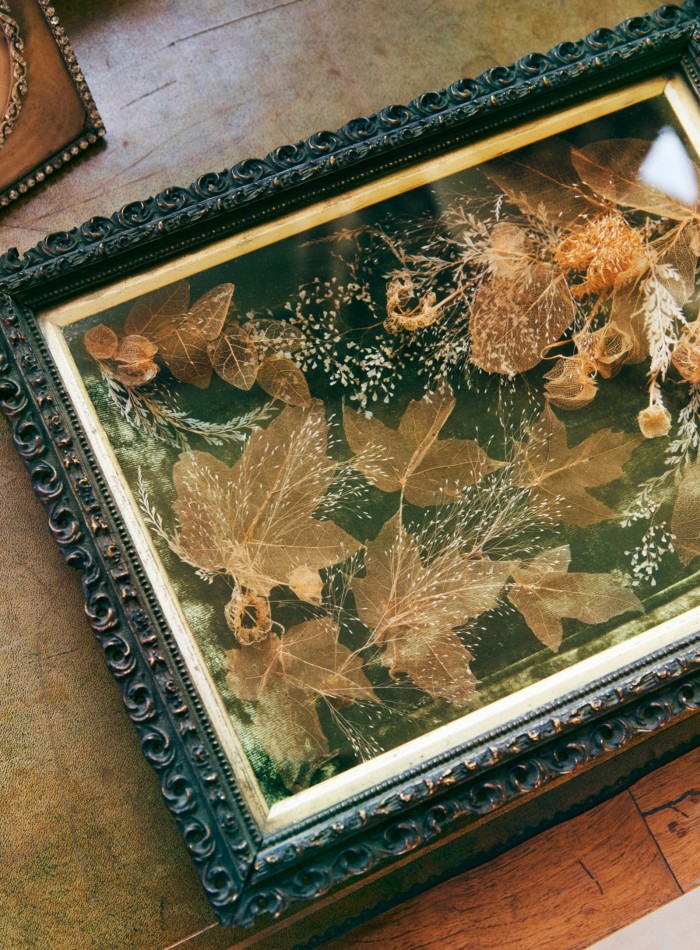 A Victorian diorama in its carved oak frame – the best gift Konig has received recently