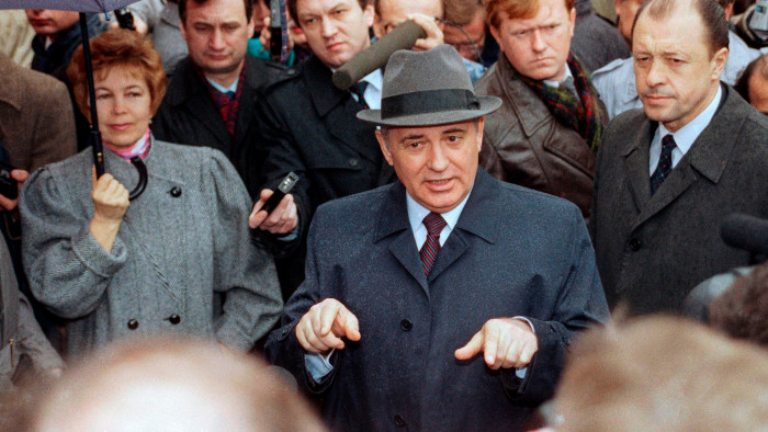 Soviet President Mikhail Gorbachev and his wife Raisa at a polling station in Moscow on March 26, 1989