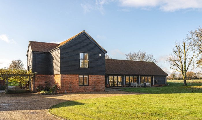 A four-bedroom converted barn and a self-contained two-bedroom annexe