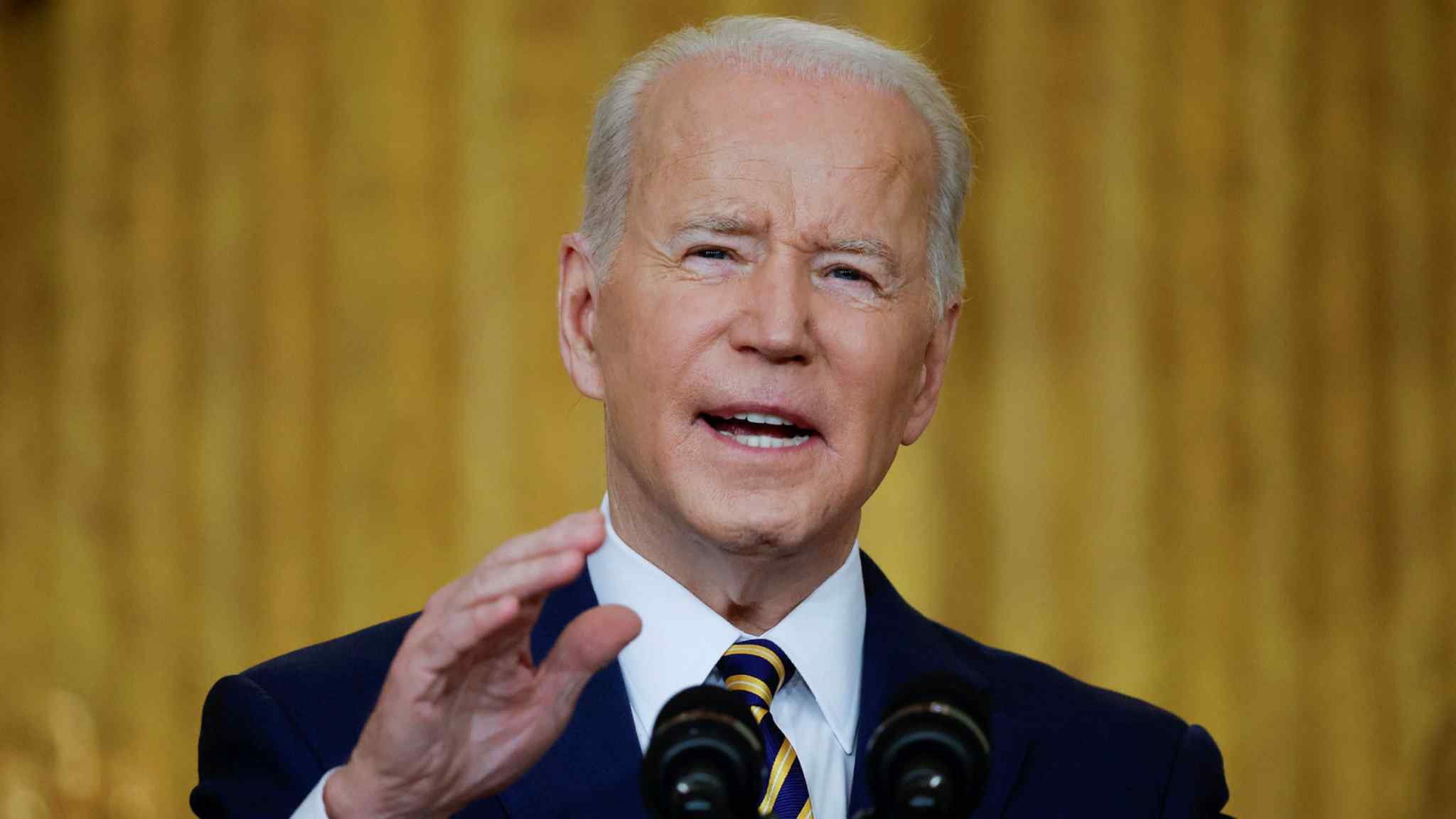 Biden backs Fed’s shift to monetary tightening to curb inflation