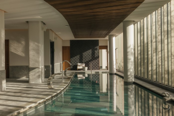 The indoor pool at SHA Mexico