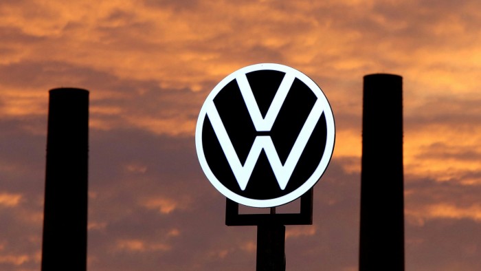 VW logo 