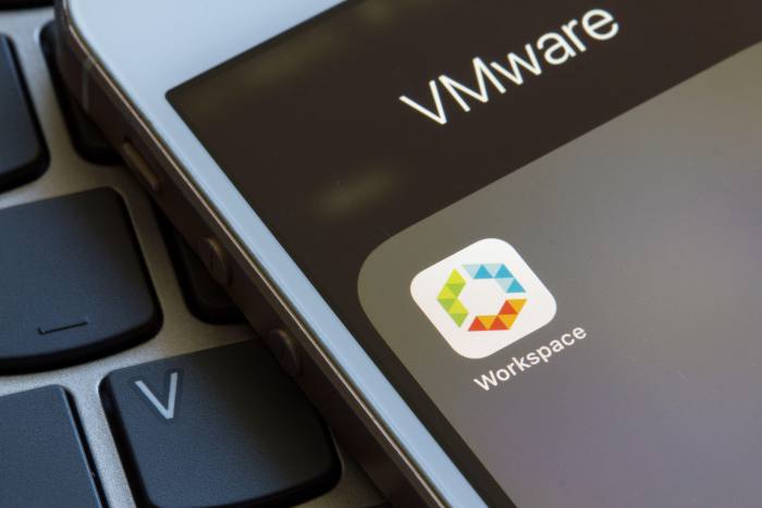2BAGB91 VMware Workspace ONE mobile app icon closeup. It allows IT administrators to control end users’ mobile devices and cloud-hosted virtual desktop & apps.