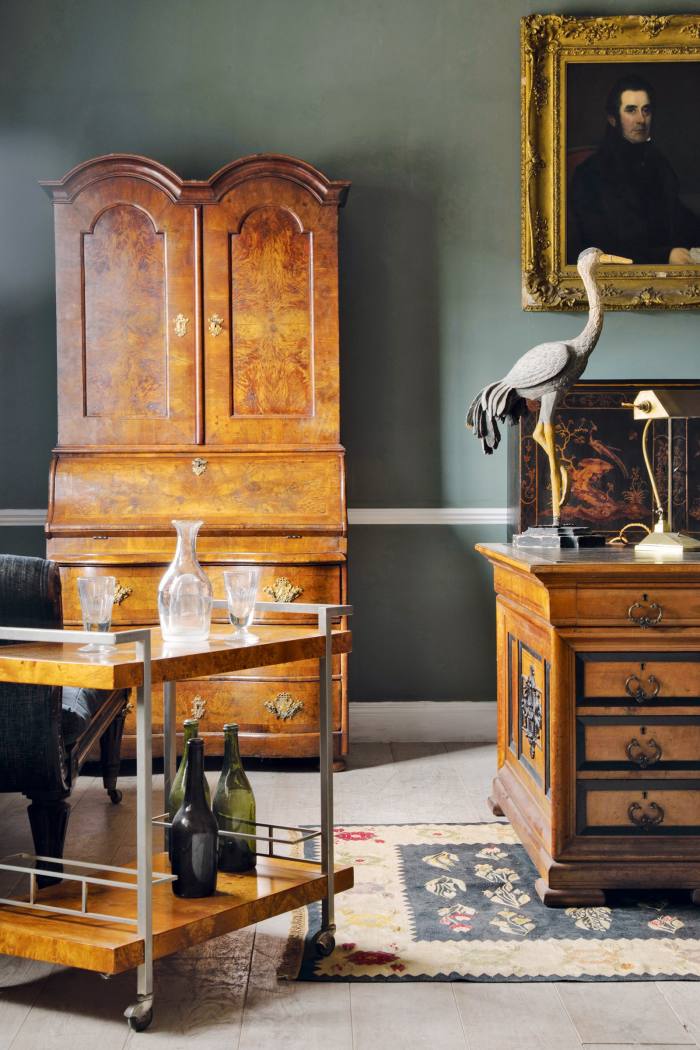 “If you love it, mix it and it will work”: Lorfords, in the Cotswolds, features 5,000 pieces of decorative antique furniture and objets d’art