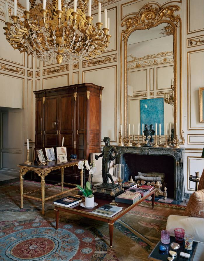 Hubert de Givenchy’s bedroom at Hôtel d’Orrouer
