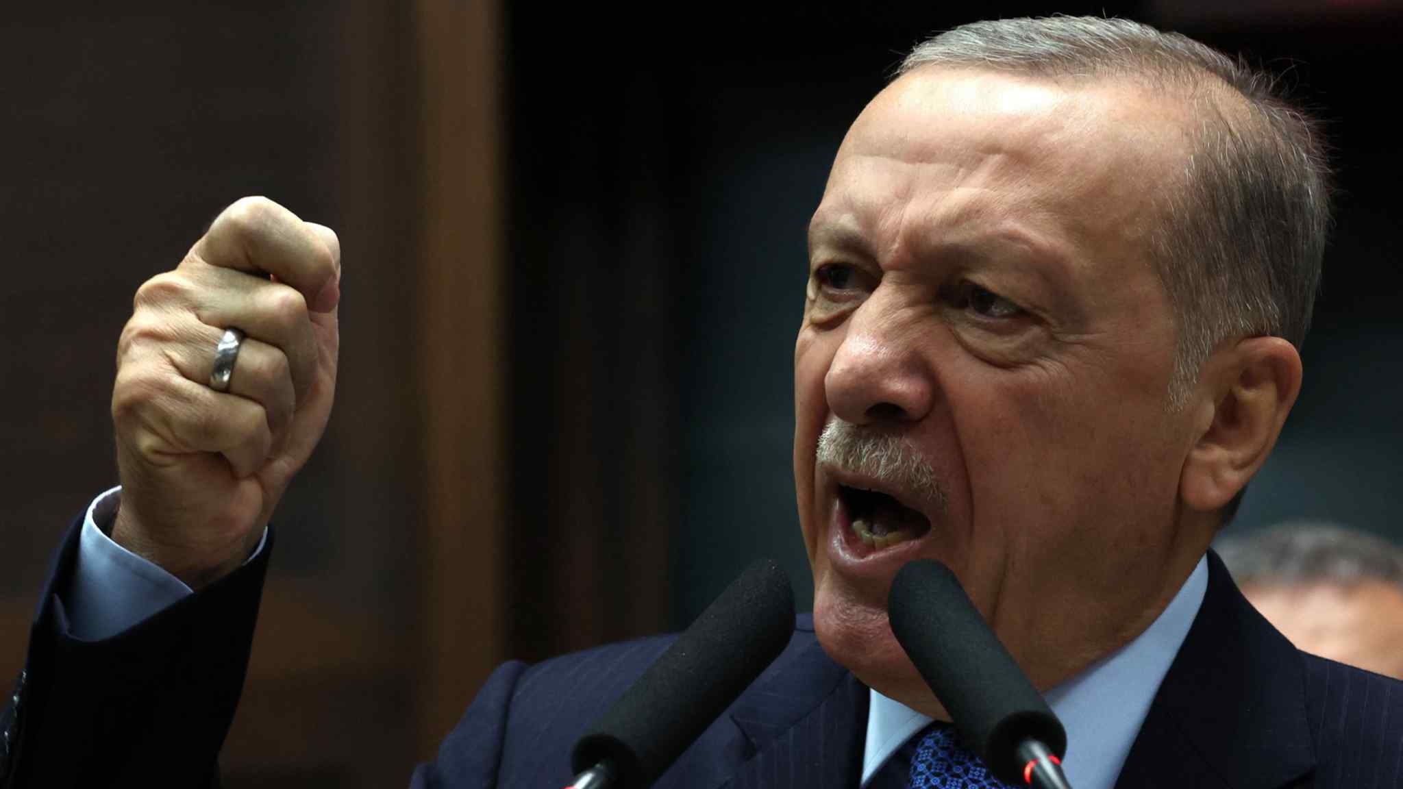 Live news: Turkey slams Nato hopeful Sweden for Erdoğan satire 