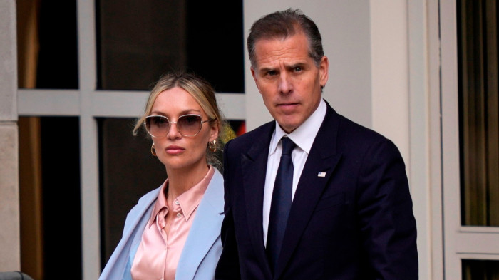 Hunter Biden leaving court with his wife Melissa Cohen Biden 