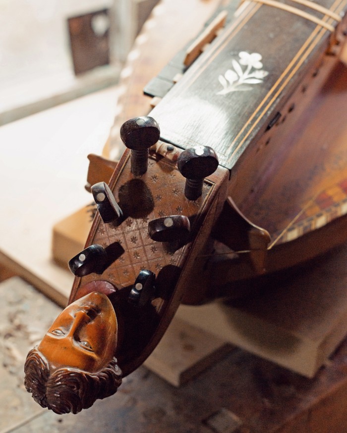 A hurdy-gurdy by the 19th-century French luthier Claude Pimpard