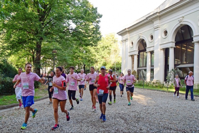Corri La Vita is a 6km walk or 11km run through the streets of Florence