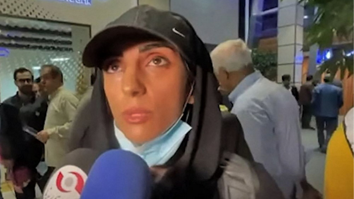 Elnaz Rekabi giving an interview upon her arrival at Tehran airport 