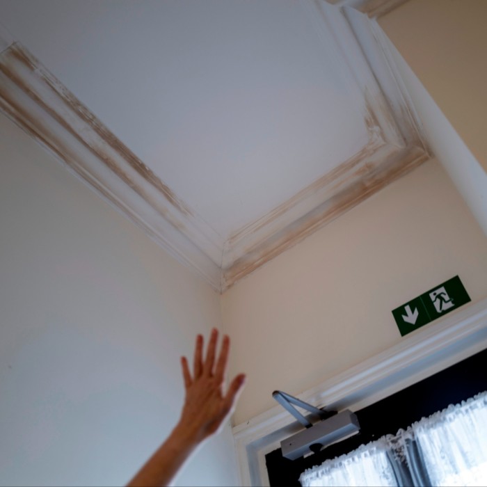 A picture of the ceiling from the inside of the flat