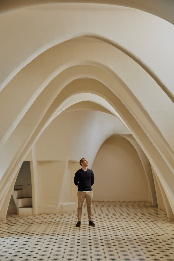 “The magic of the building exists in the realm of the senses”: Gautier on Gaudí’s design