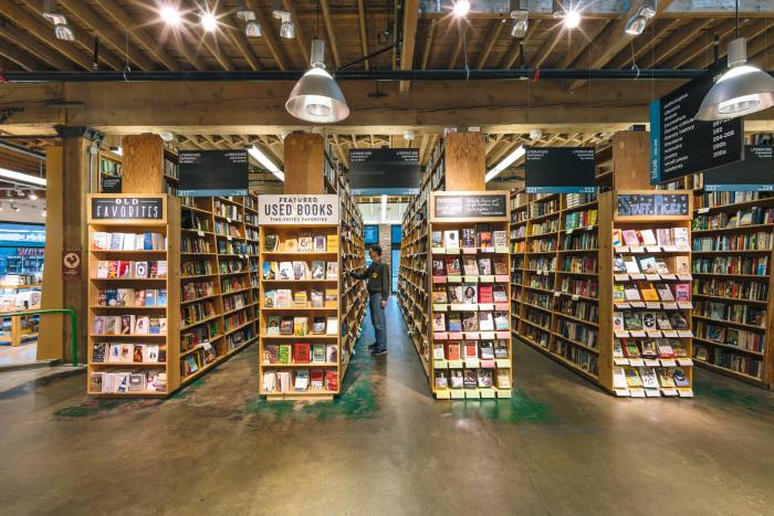 Powell’s claims to be the “largest independent new and used bookstore in the world”