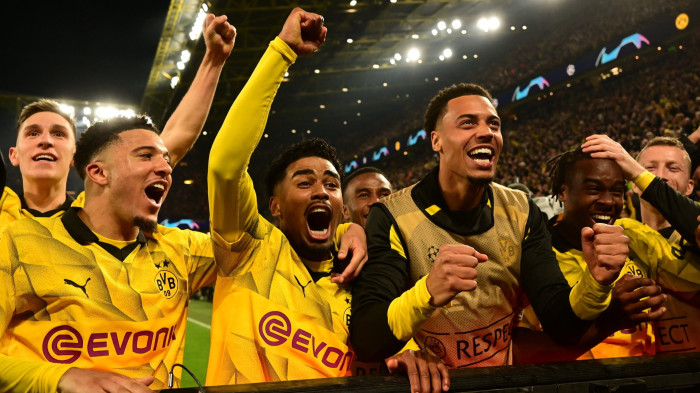 Dortmund players celebrate 