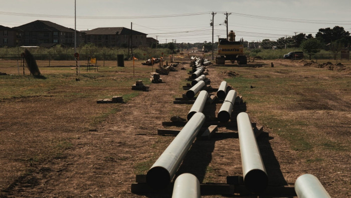 Oil pipeline construction materials in Texas
