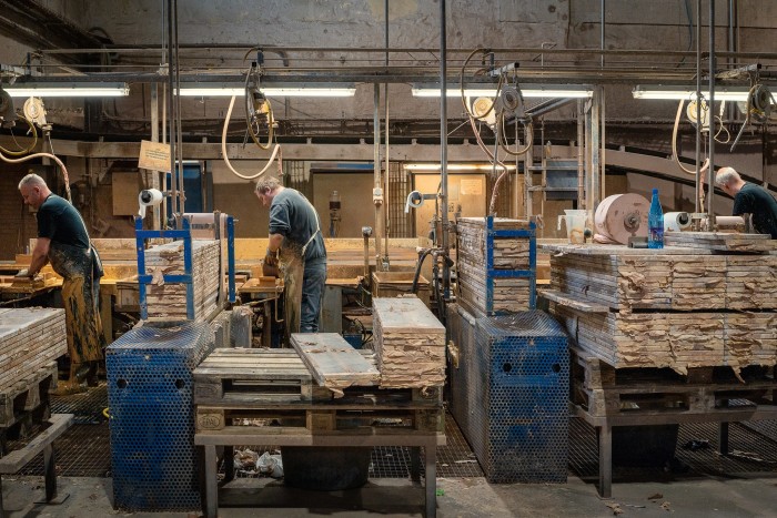 Workers hand-make up to 800 Kolumba bricks every day 