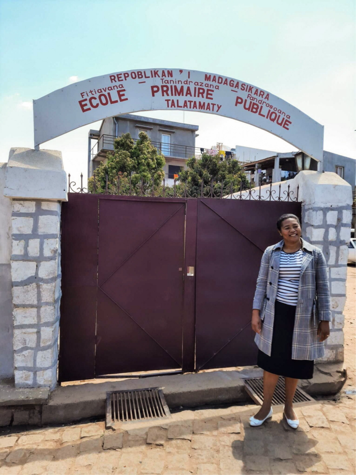 Florence Ravaonindrina in front of her primary school