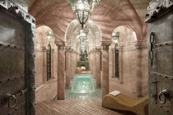 The pink-marble spa at La Sultana Marrakech with its warm-water pool 