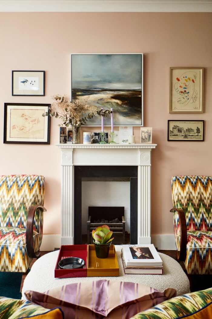 …and in her living room, with 1950s bentwood armchairs in Hawkeswood fabric by Teyssier