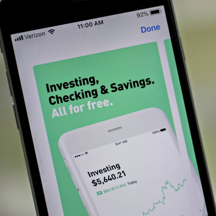 The neon colours and slick interface of Robinhood, as well as its pitch to ‘level up with options trading’, is a step change from older rivals’ websites
