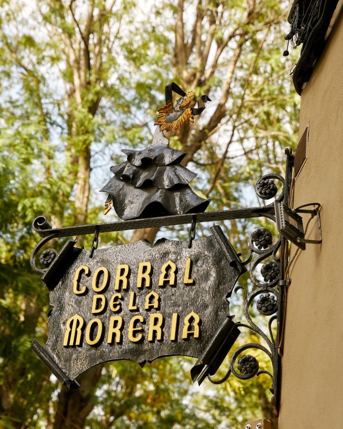 Corral de la Morería’s wooden sign