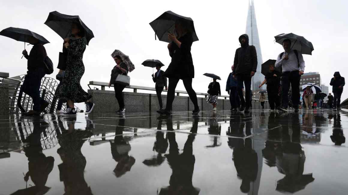 Pension fund demand drives resurgence of UK corporate bond market