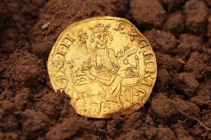 A 1257 English gold penny, sold in January for £648,000