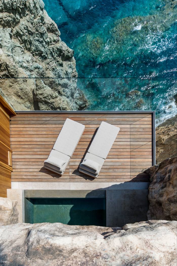 The balcony of a cave suite at Acro Wellness Suites