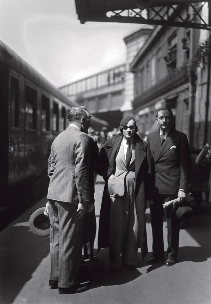 Marlene Dietrich in Paris, 1933