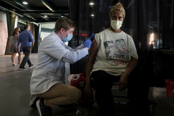 A free flu clinic vaccination event in Detroit, Michigan