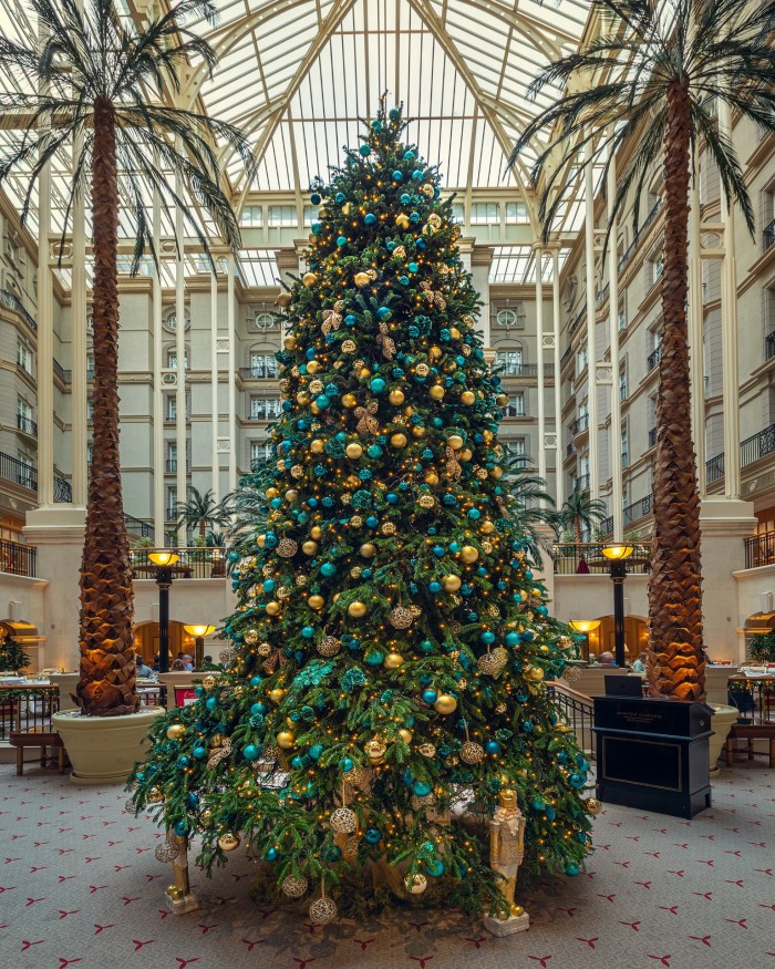 The Christmas tree at The Landmark London