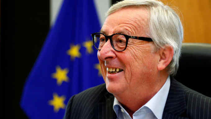 FILE PHOTO: European Commission President Jean-Claude Juncker chairs a weekly college meeting of the EU executive in Brussels, Belgium, April 30, 2019. REUTERS/Francois Lenoir/File Photo