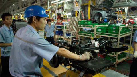 Ford motors Company LTD factory. Ltd. Friday 15 June, 2007. Chongqing, China. Photo: Bloomberg/ Bernardo De Niz