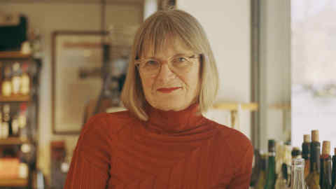 Jancis Robinson photographed for The FT by Tori Ferenc.