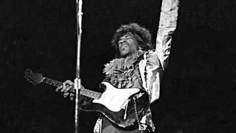 MONTEREY CA - JUNE 18: Jimi Hendrix performs onstage at the Monterey Pop Festival on June 18, 1967 in Monterey, California. (Photo by Michael Ochs Archives/Getty Images)