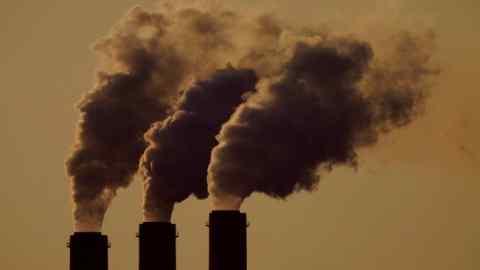 Kansas power plant smokestack emissions