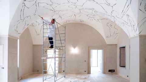 Roberto Ruspoli working on a ceiling in Lecce’s Palazzo Maresgallo
