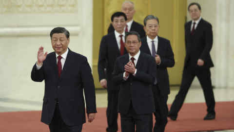 Xi Jinping and members of his politburo