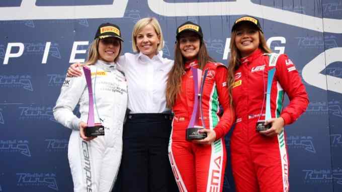 F1 Academy drivers, Nerea Marti (far left), Marta Garcia (centre right), Bianca Bustamante (far right) and Susie Wolff, managing director of F1 Academy (centre left)