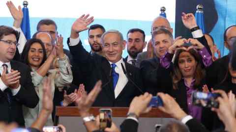 Benjamin Netanyahu thanks his supporters at an election night event